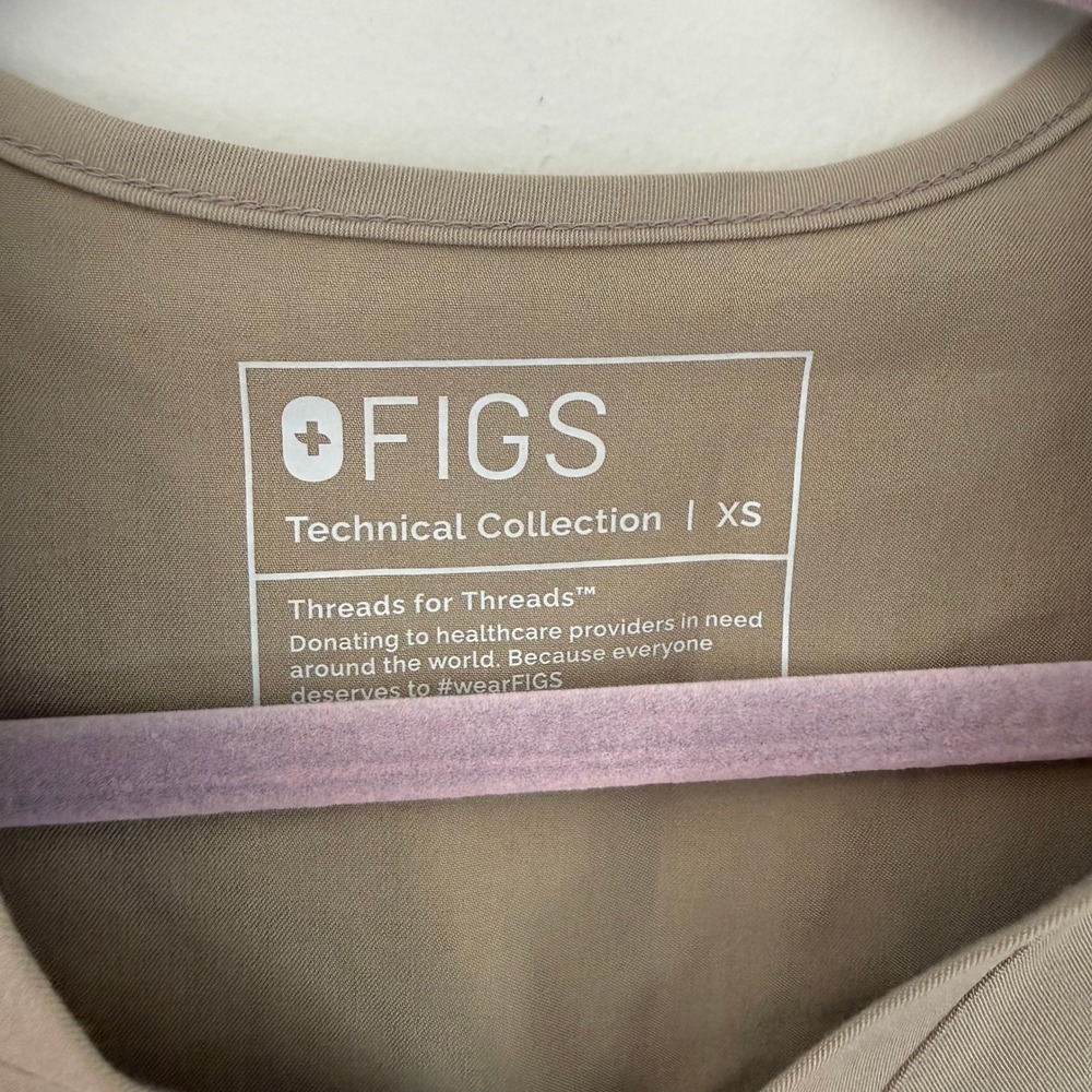 FIGS Technical Collection Casma Scrub Top Tan Khaki V-Neck Womens XS - Picture 2 of 3